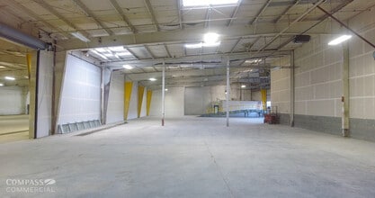 20495 Murray Rd, Bend, OR for lease Interior Photo- Image 2 of 7