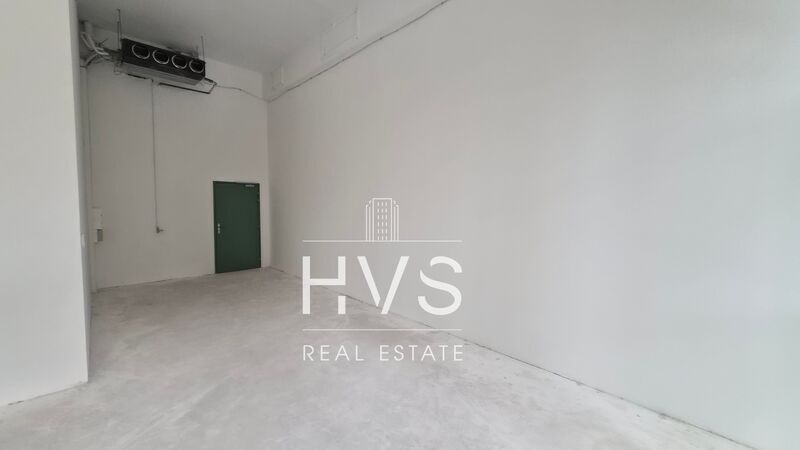 10 Avenue Paul Cézanne, Aix-en-Provence for lease - Interior Photo - Image 3 of 8
