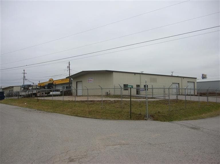 27 Brians Way, Somerset, KY for lease - Building Photo - Image 3 of 13