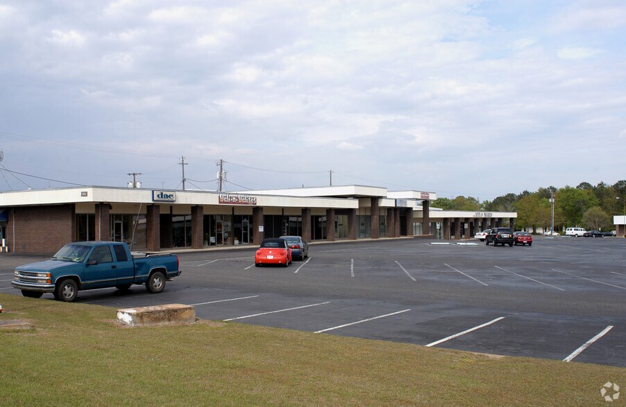 1970 Reeves St, Dothan, AL à vendre - Photo du bâtiment - Image 2 de 9