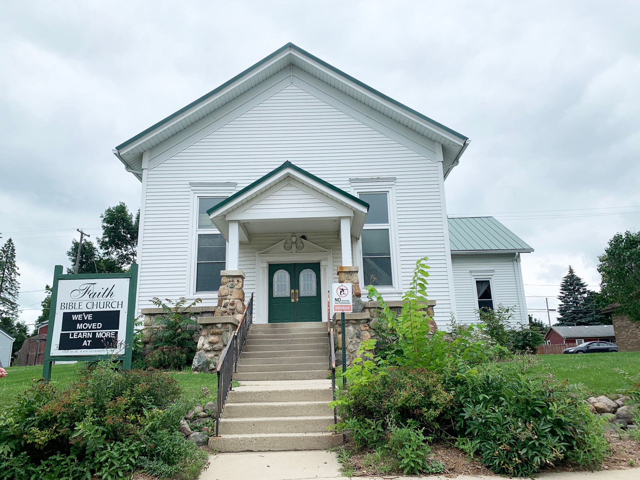 131 E Main St, Vernon, MI for sale Primary Photo- Image 1 of 7
