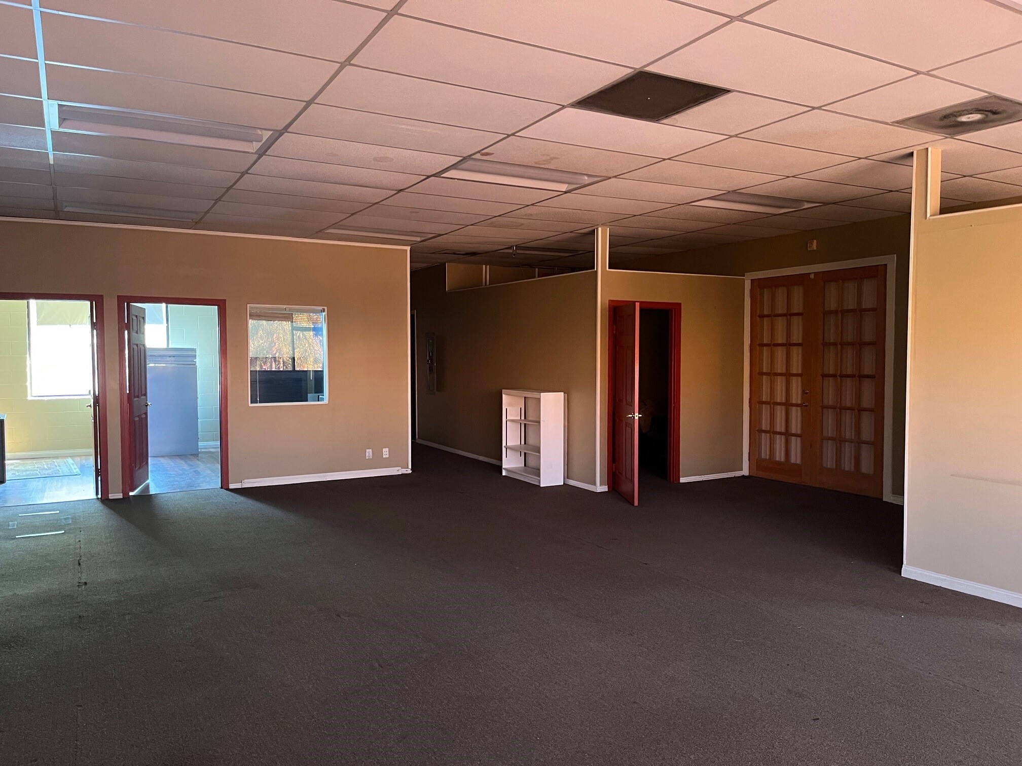 240 N Virgil Ave, Los Angeles, CA for lease Interior Photo- Image 1 of 3