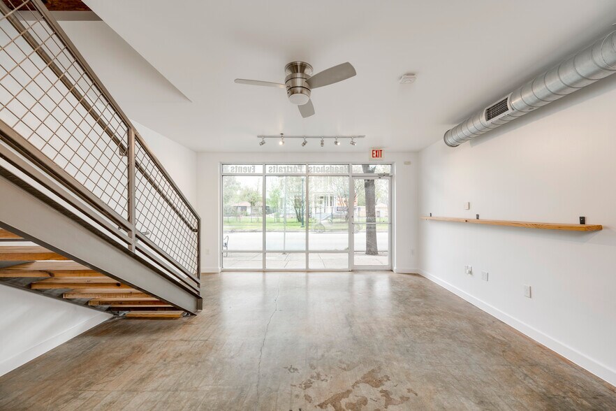 1601 E Cesar Chavez St, Austin, TX à vendre - Photo du bâtiment - Image 3 de 14