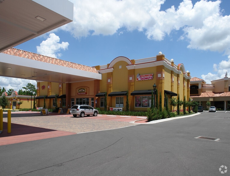 11901-11951 International Dr, Orlando, FL for lease - Primary Photo - Image 3 of 5