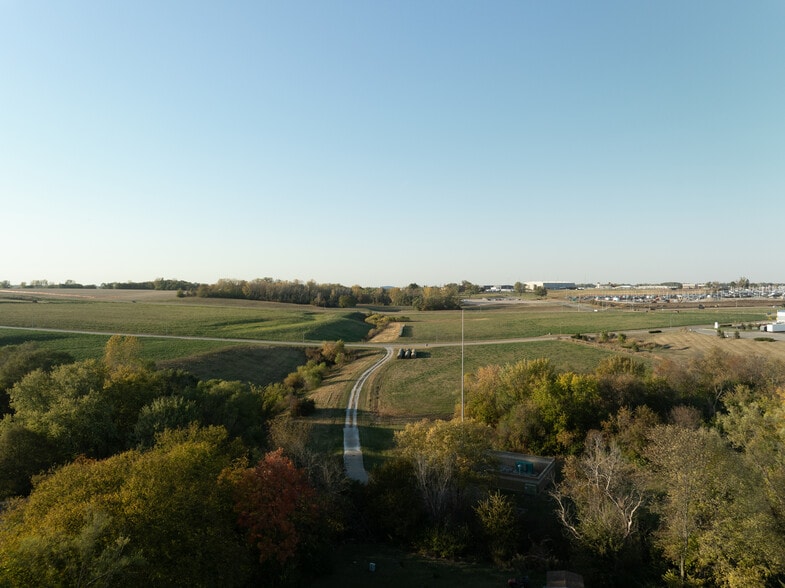 Fleur Dr, Des Moines, IA à vendre - Photo du bâtiment - Image 1 de 2