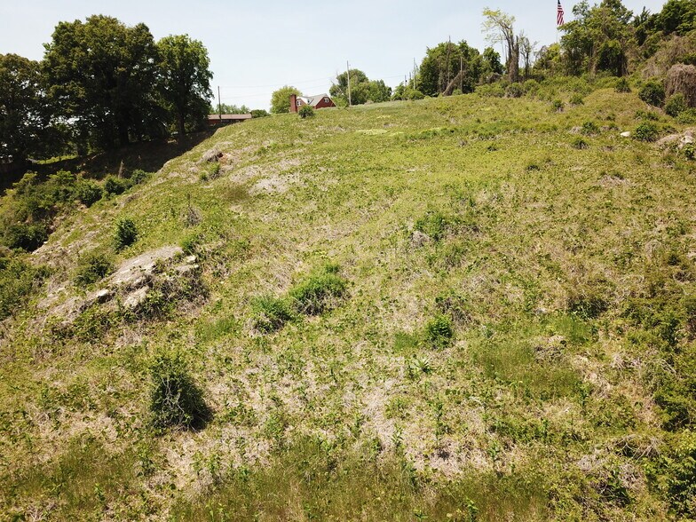 Teasel Dr, Kingsport, TN à vendre - Photo du bâtiment - Image 2 de 6