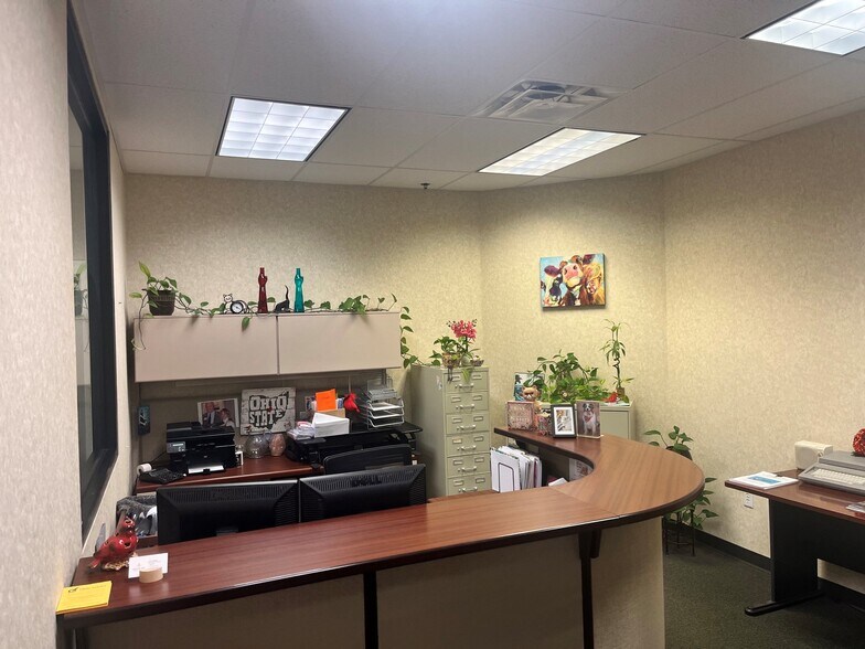 109 N Main St, Dayton, OH for sale - Interior Photo - Image 2 of 9