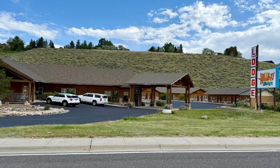 244 W Yellowstone Ave, Cody, WY à vendre - Photo du bâtiment - Image 2 de 20