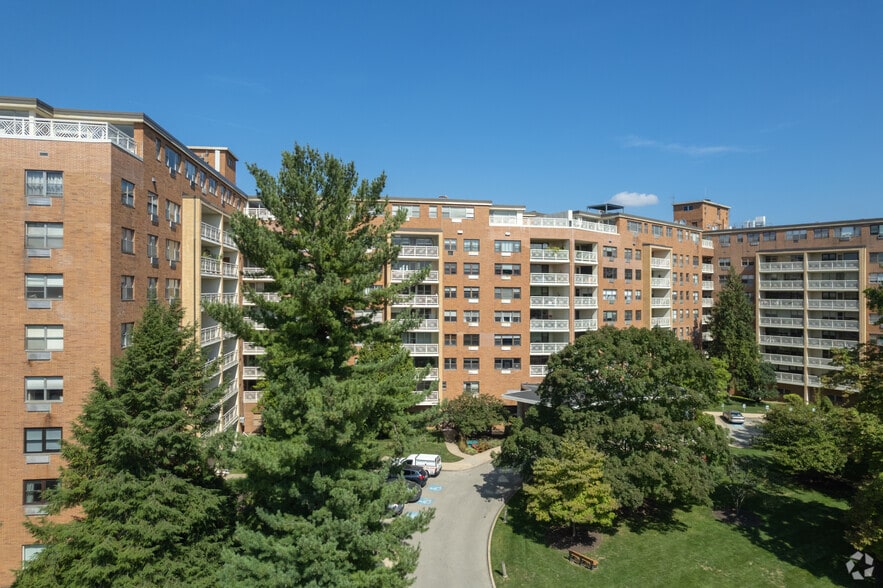 7900 Old York Rd, Elkins Park, PA for sale - Building Photo - Image 3 of 16