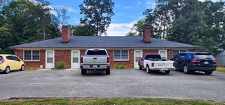 Plus de détails pour 137 Oak Hill Dr, Lynchburg, VA - Multi-résidentiel à vendre