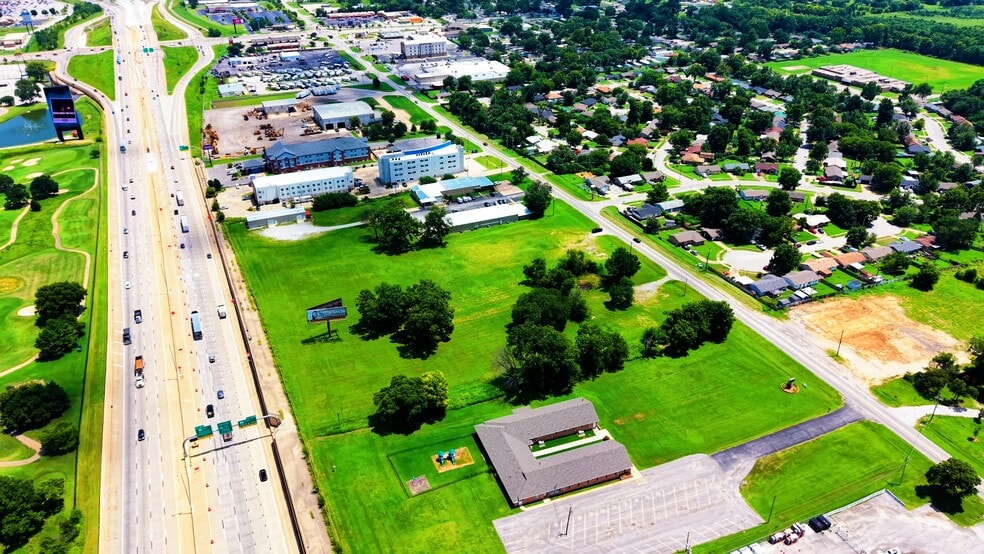 18415 E Admiral Pl, Catoosa, OK for sale - Commercial Listing Video - Image 3 of 4