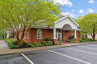 845 Johns Hopkins Dr, Greenville, NC à louer Photo intérieure- Image 2 de 13