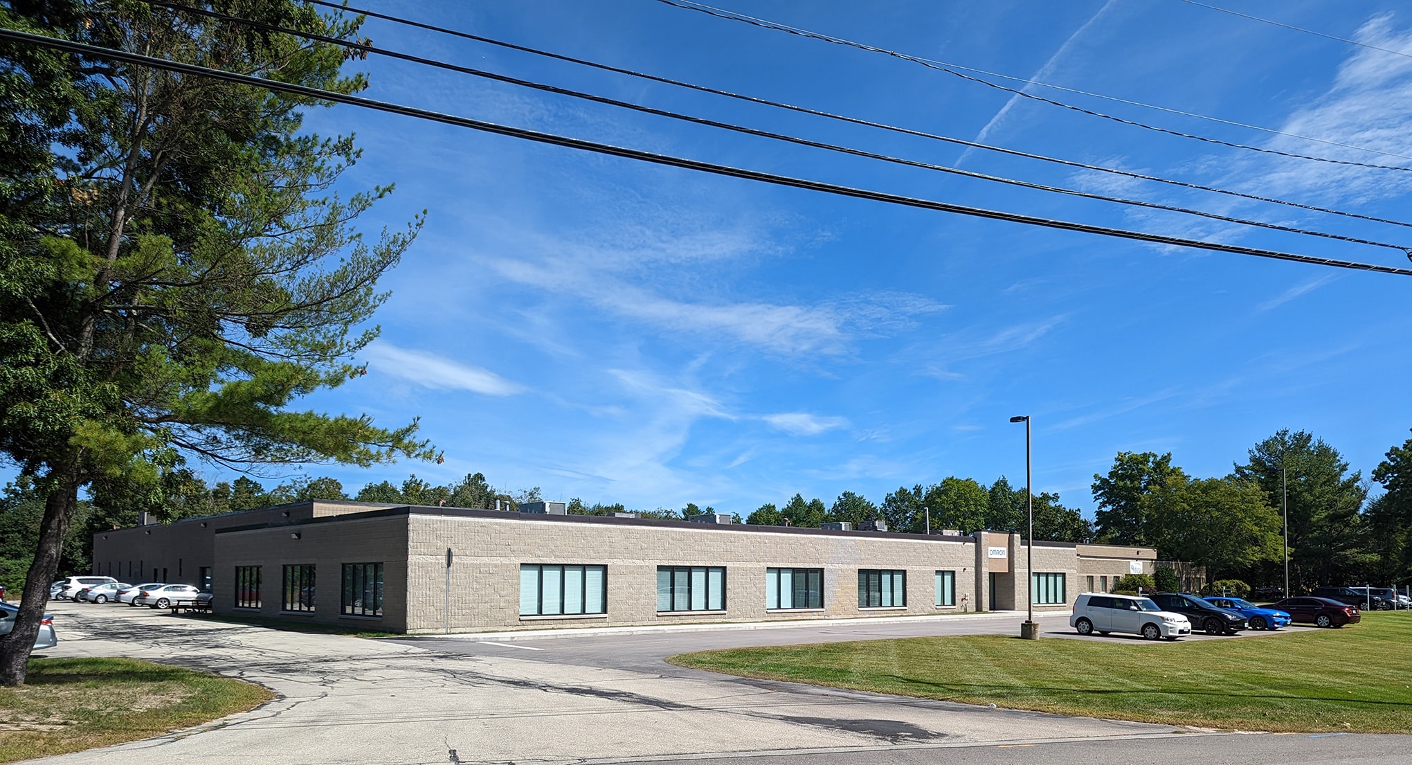 10 Columbia Dr, Amherst, NH for lease Primary Photo- Image 1 of 4