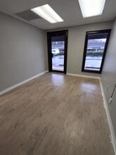 2523 Roosevelt Hwy, College Park, GA for lease Building Photo- Image 2 of 3