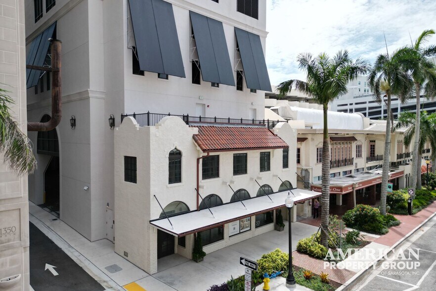 33 S Palm Ave, Sarasota, FL à vendre - Photo du bâtiment - Image 3 de 7