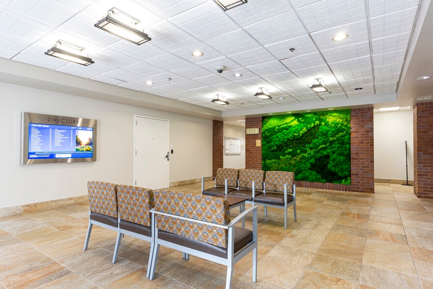 1020 29th St, Sacramento, CA for lease - Lobby - Image 3 of 25
