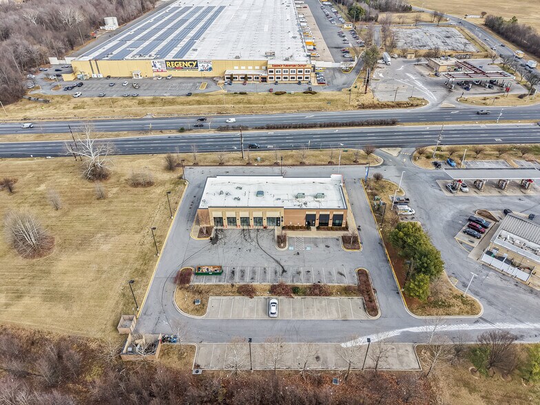 16301 Crain Hwy, Brandywine, MD à louer - Photo du bâtiment - Image 2 de 8