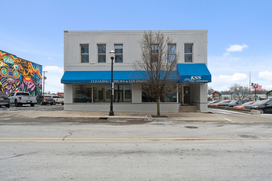 132 W Pearl St, Jackson, MI à vendre - Photo du bâtiment - Image 2 de 41