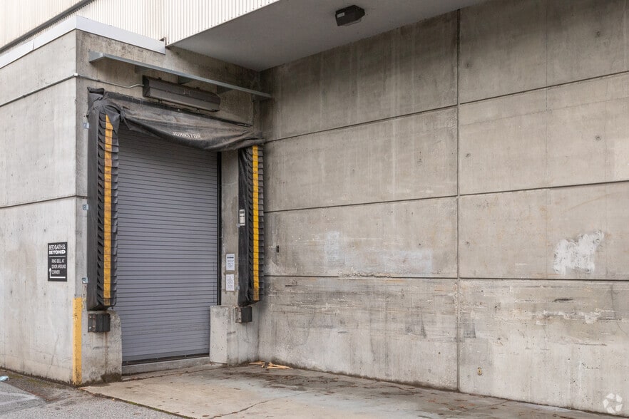 1750-1758 Broadway W, Vancouver, BC for lease - Building Photo - Image 2 of 5