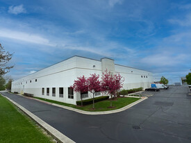 2380 Vantage Dr, Elgin IL - Warehouse