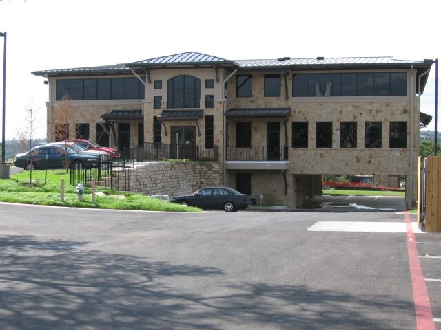 3 Lakeway Centre Ct, Austin, TX à louer - Photo du bâtiment - Image 2 de 31