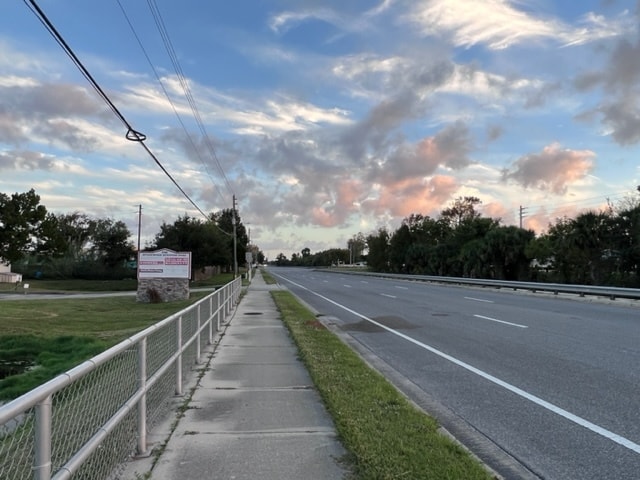 1725 S Nova Rd, Daytona Beach, FL à vendre - Photo du bâtiment - Image 3 de 4