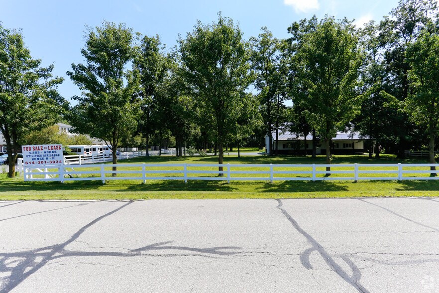 17650 Echo Dr, Marysville, OH à vendre - Photo du bâtiment - Image 3 de 4