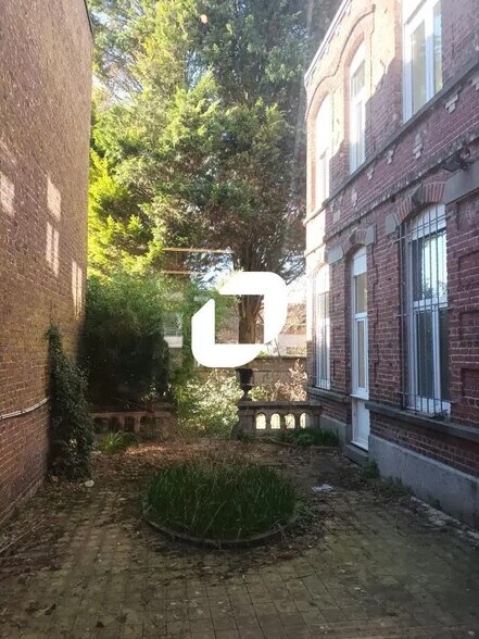 Office in Roubaix for sale - Building Photo - Image 3 of 7