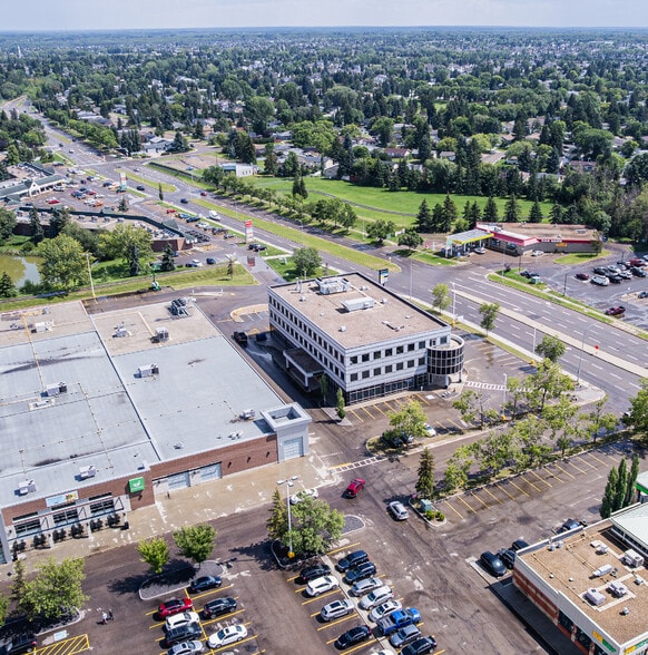 2018 Sherwood Dr, Sherwood Park, AB à louer - Aérien - Image 3 de 4