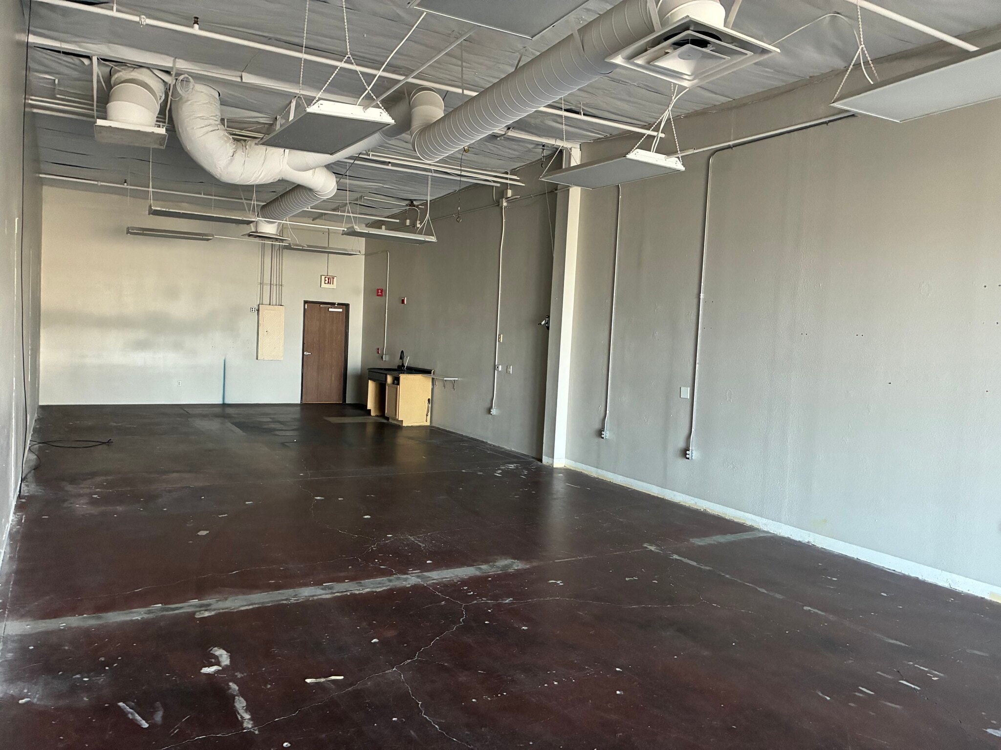 34862 Monte Vista Dr, Wildomar, CA for lease Interior Photo- Image 1 of 3