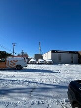 1251 Rochester Rd, Troy, MI à louer Photo du bâtiment- Image 1 de 5