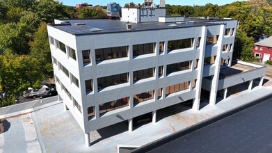 234-240 Copeland St, Quincy, MA à louer - Vidéo sur l’inscription commerciale 