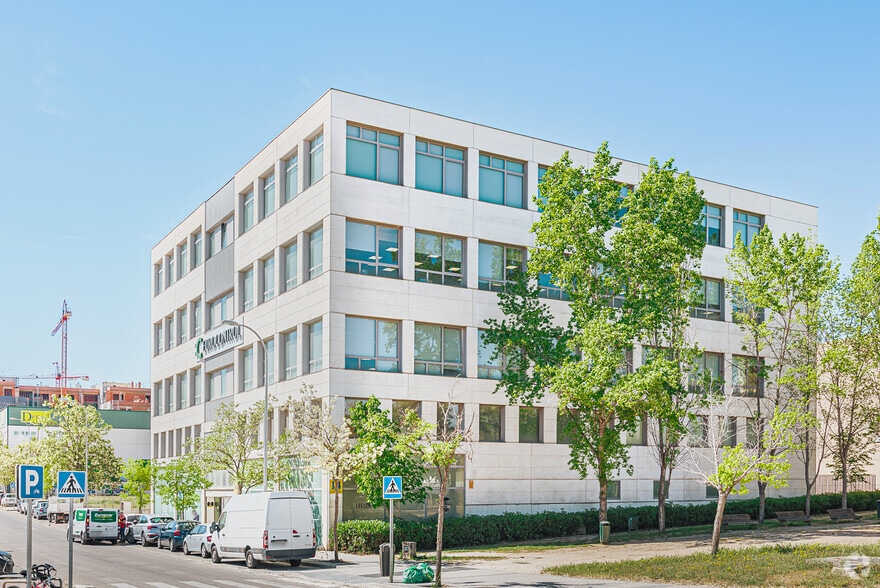 Calle de San Eustaquio, 14, Madrid, Madrid for sale - Building Photo - Image 2 of 3