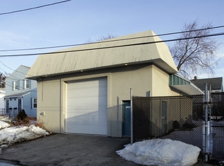 Plus de détails pour 9 Drowne St, Cranston, RI - Industriel à louer