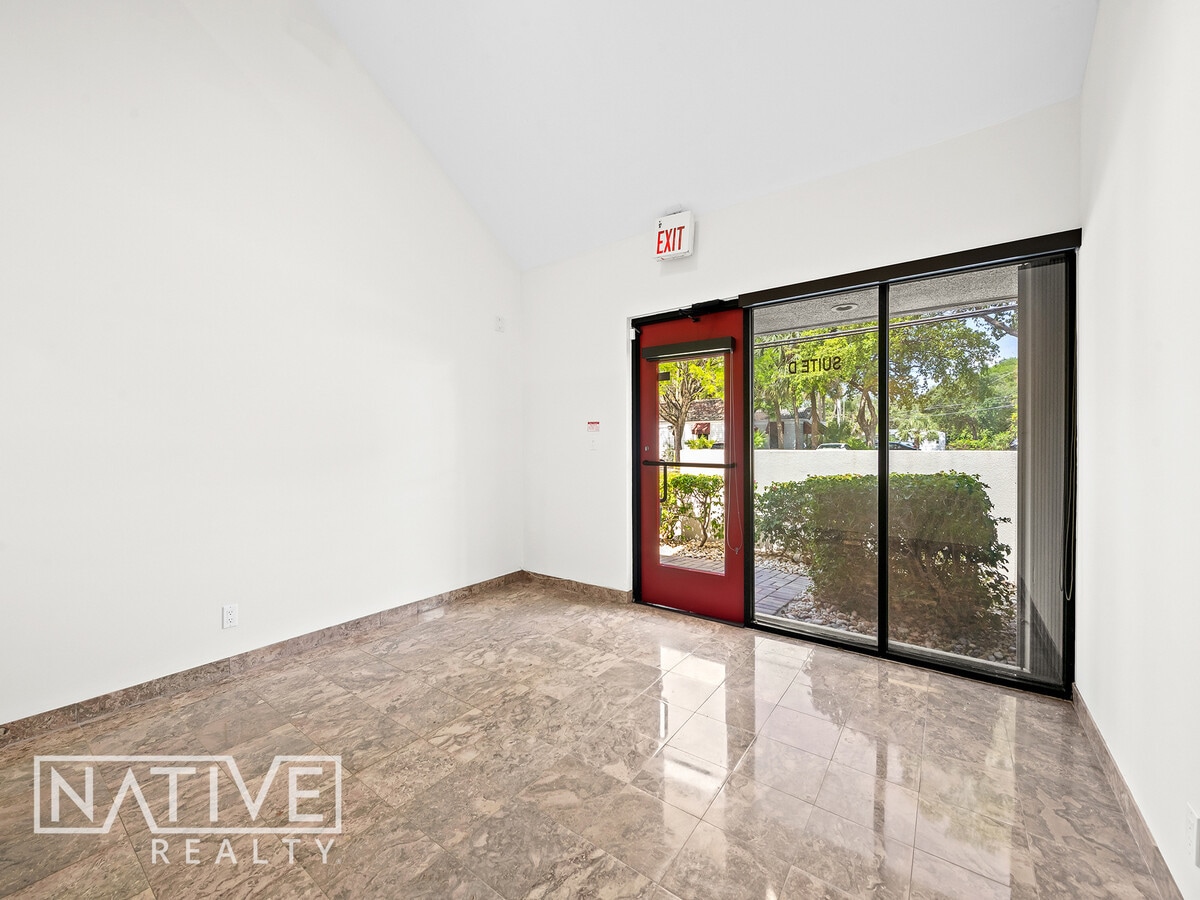 1330 SE 4th Ave, Fort Lauderdale, FL 33316 - Unit D/E -  - Interior Photo - Image 2 of 8