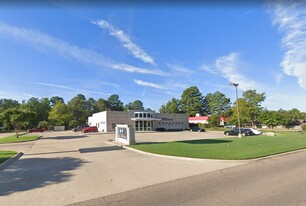 1710 Arkansas Blvd, Texarkana AR - Owner Financed Property