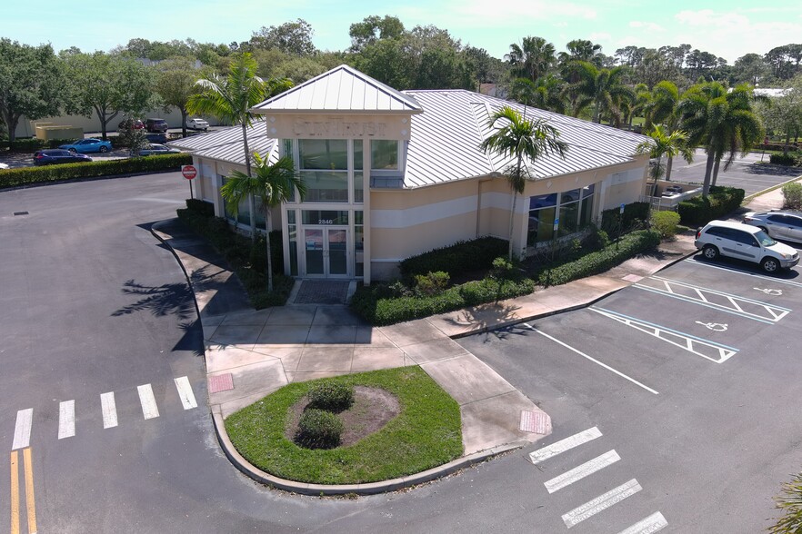 Martin Downs Blvd, Palm City, FL à vendre - Photo du bâtiment - Image 1 de 1