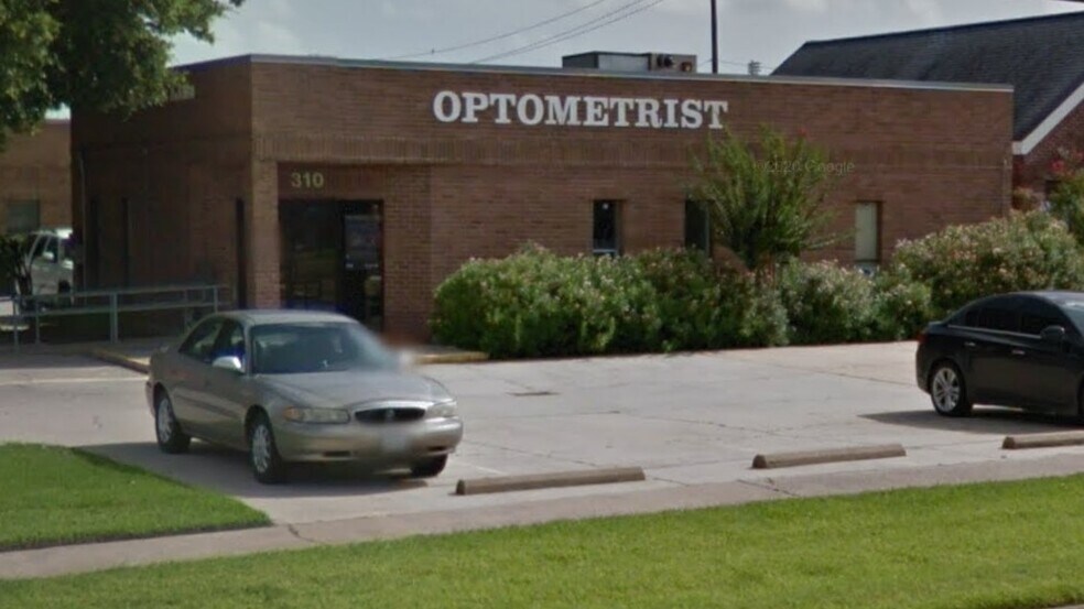 310 W San Augustine St, Deer Park, TX à louer - Photo du bâtiment - Image 1 de 3