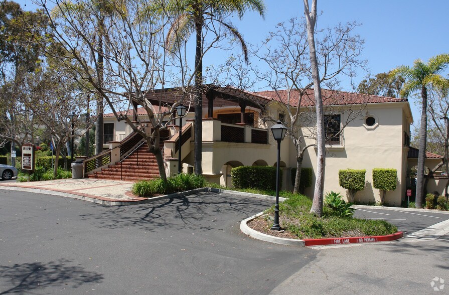 3150 El Camino Real, Carlsbad, CA à louer - Photo du bâtiment - Image 1 de 7