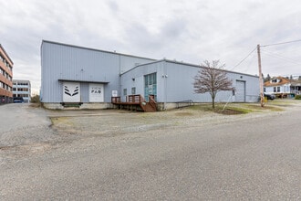 2123 W Elmore St, Seattle, WA for lease Building Photo- Image 2 of 7