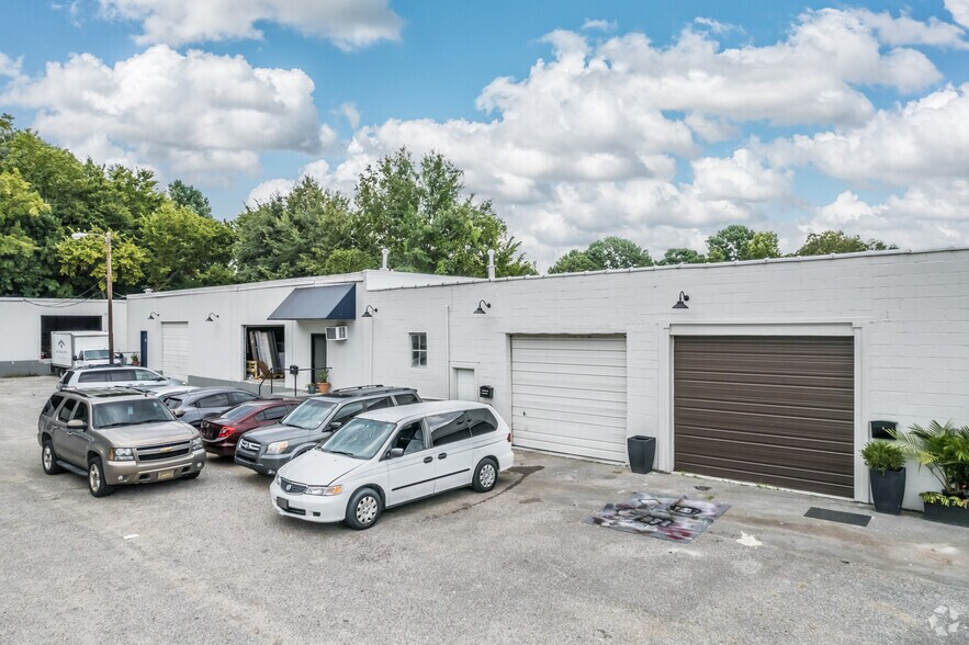 4981 Summer Ave, Memphis, TN à louer - Photo du bâtiment - Image 3 de 5
