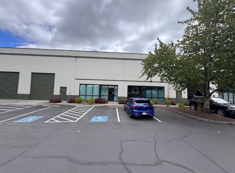 5900 NE 88th St, Vancouver, WA for lease - Building Photo - Image 2 of 33