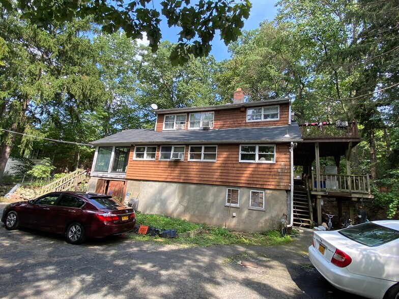 117 N Route 303, Congers, NY à vendre - Photo du bâtiment - Image 3 de 18