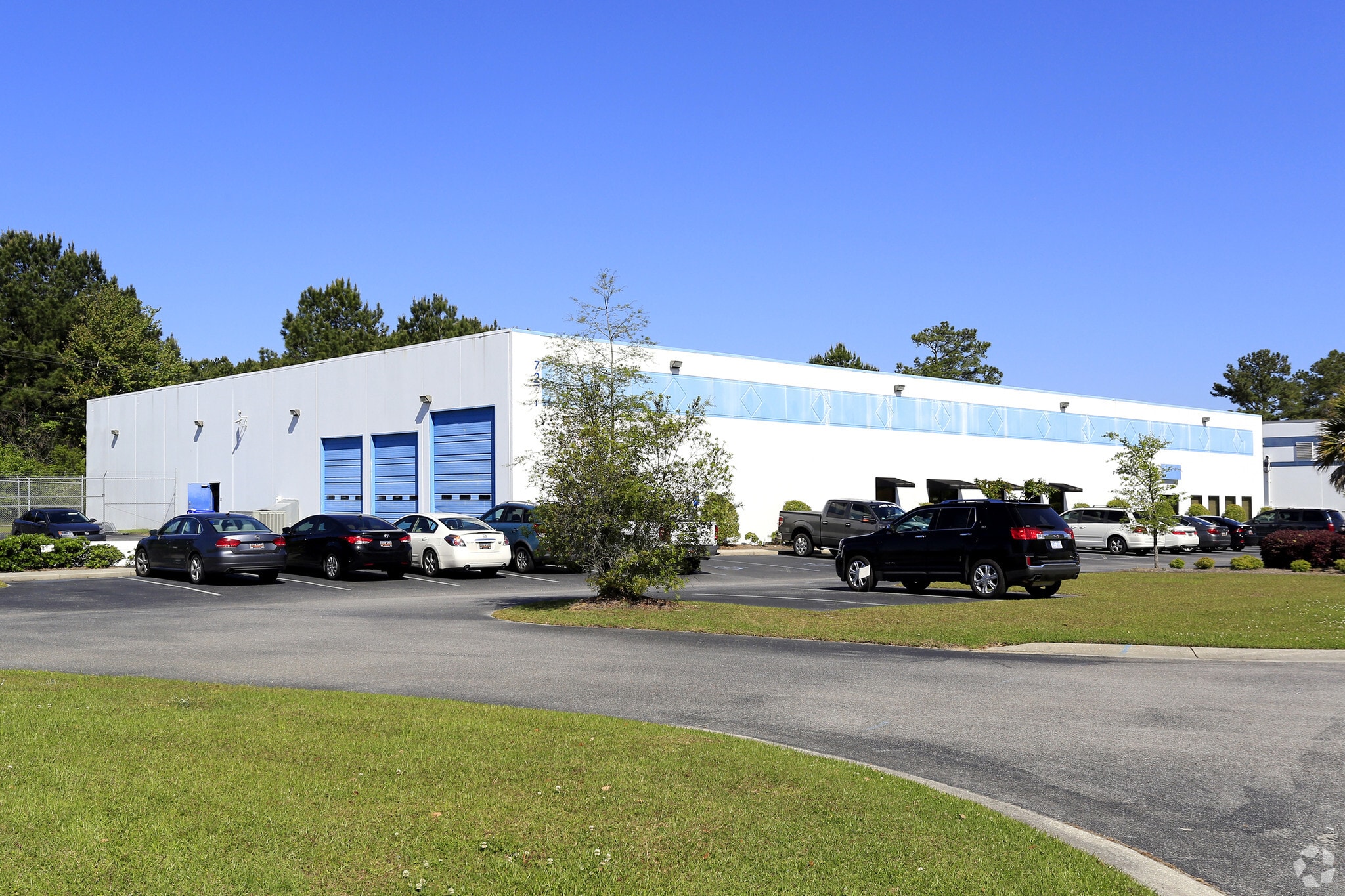 7271 Investment Dr, Charleston, SC for lease Building Photo- Image 1 of 9