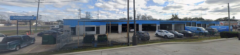 8056 Airline Hwy, Baton Rouge, LA à louer - Photo du bâtiment - Image 3 de 7
