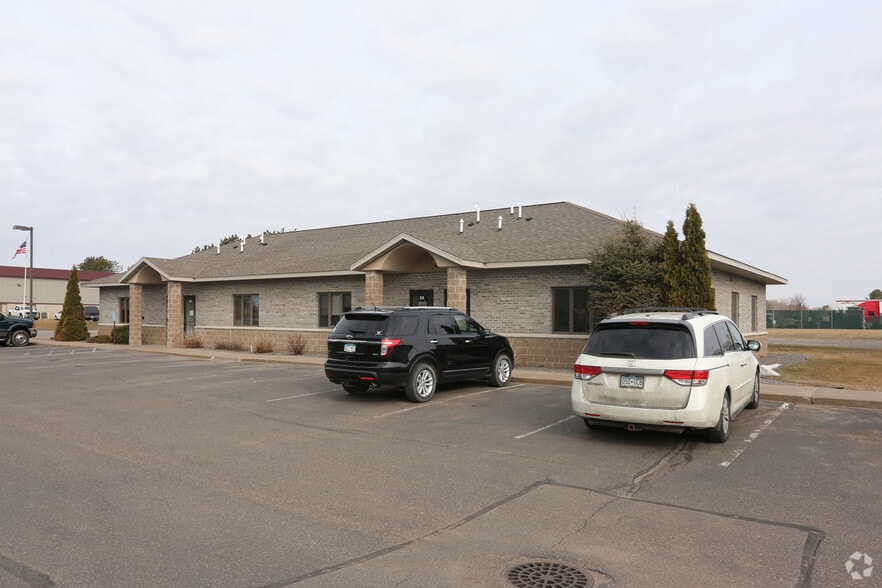 2 Enterprise Ave NE, Isanti, MN for sale - Building Photo - Image 2 of 4
