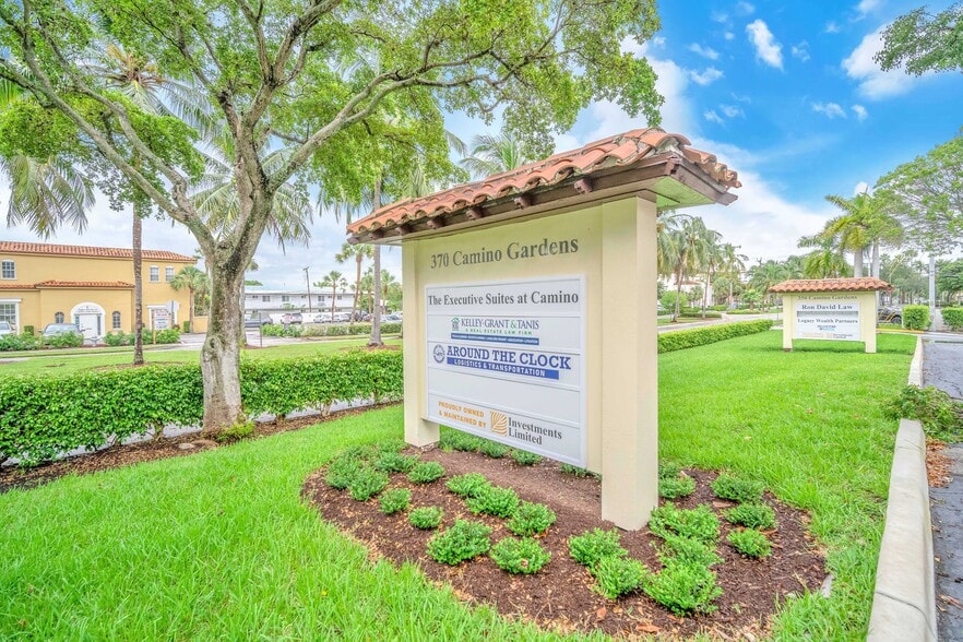 370 camino gardens Blvd, Boca Raton, FL for lease - Building Photo - Image 3 of 25