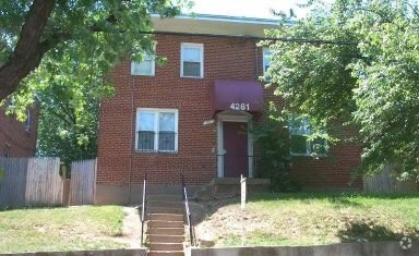 4261 Edson Pl NE, Washington, DC à vendre - Photo du bâtiment - Image 2 de 2
