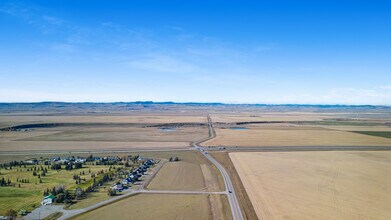 320 Railway Ave, Granum, AB - AERIAL map view - Image1