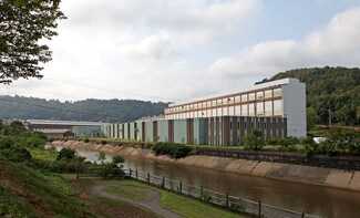 Plus de détails pour 1003-1005 Airbrake Ave, Wilmerding, PA - Industriel à louer